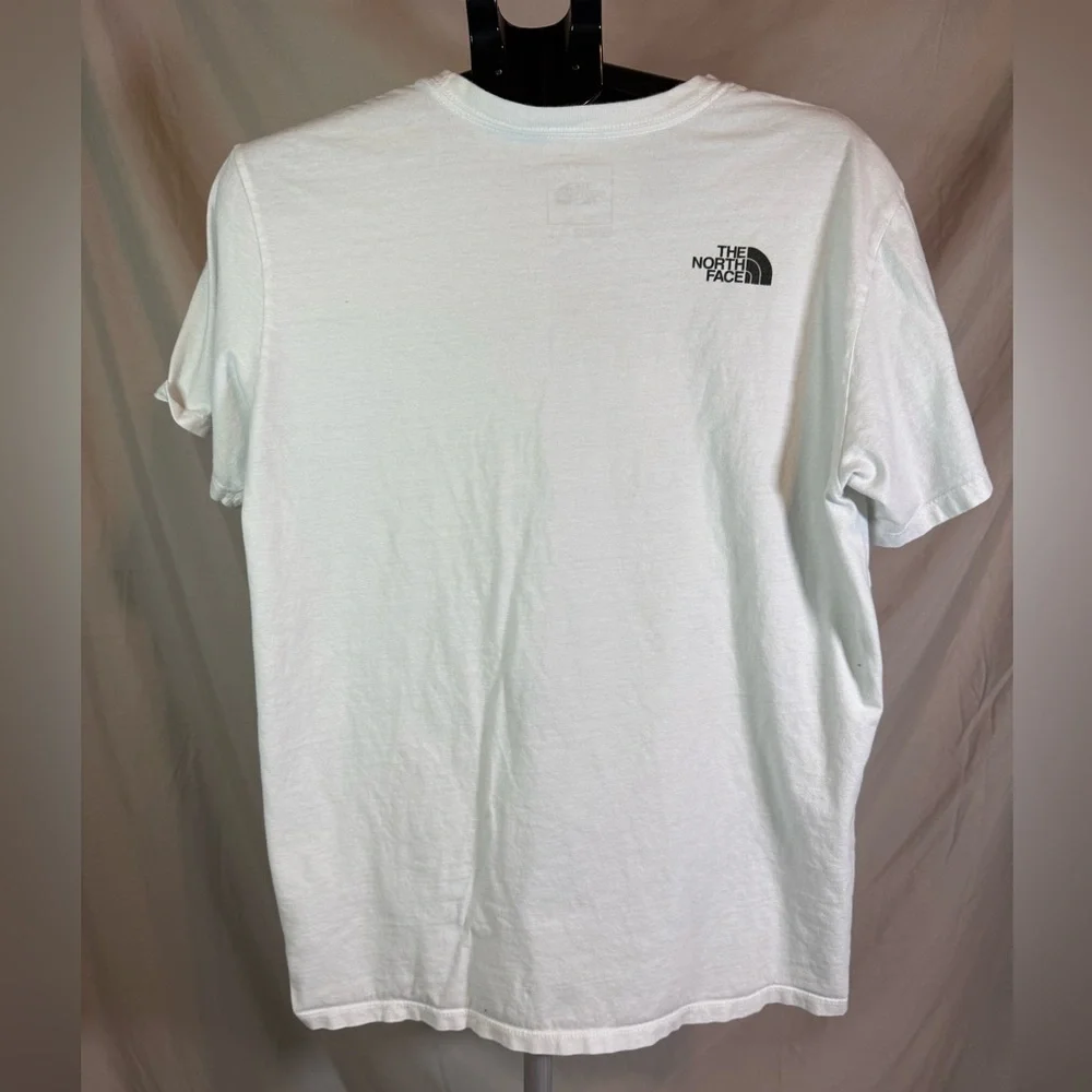 The North Face Men’s Shadow‎ Box Tee 👕